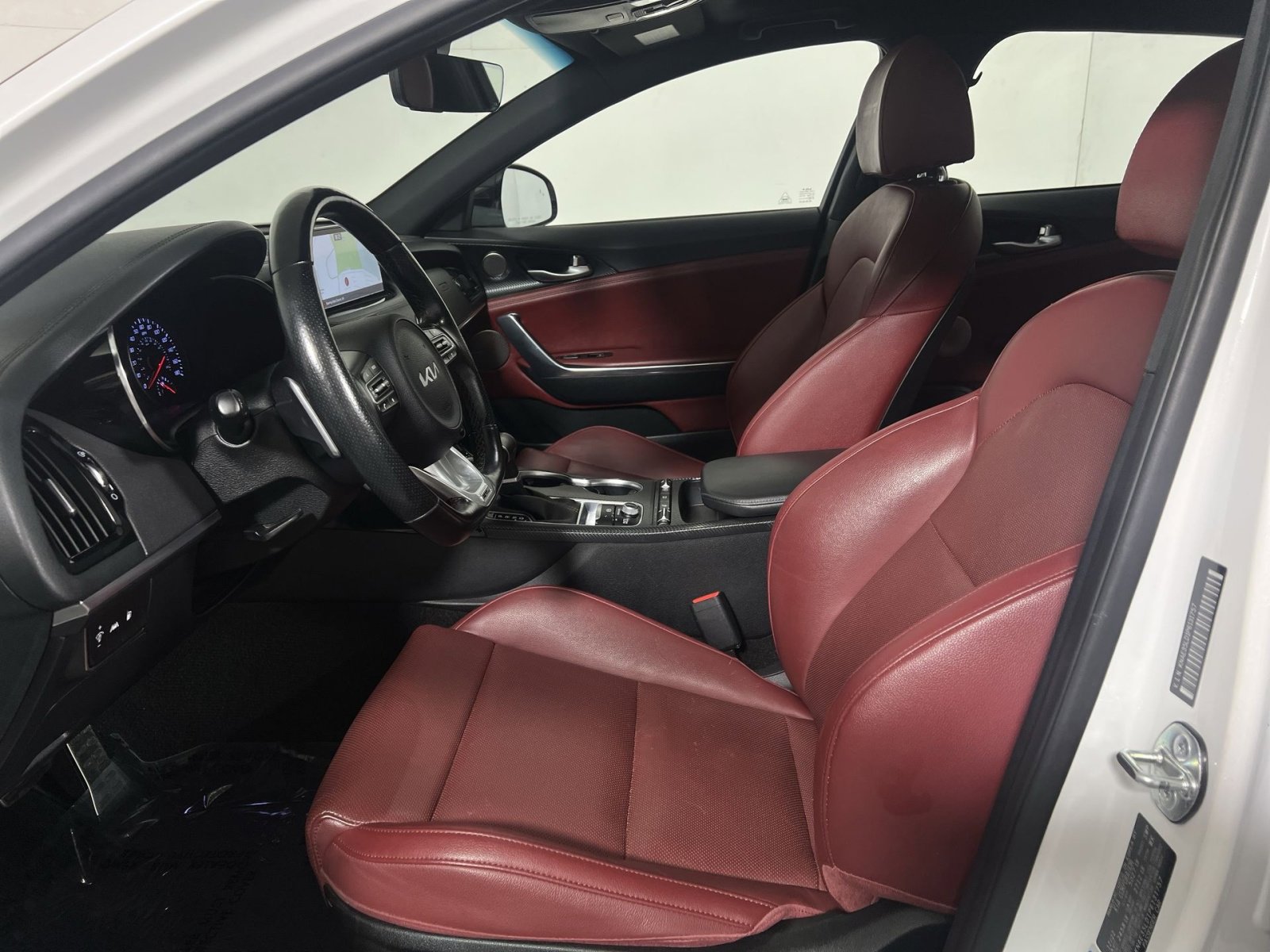 Used 2023 Kia Stinger GT-Line w/ Sun & Sound Package image 13