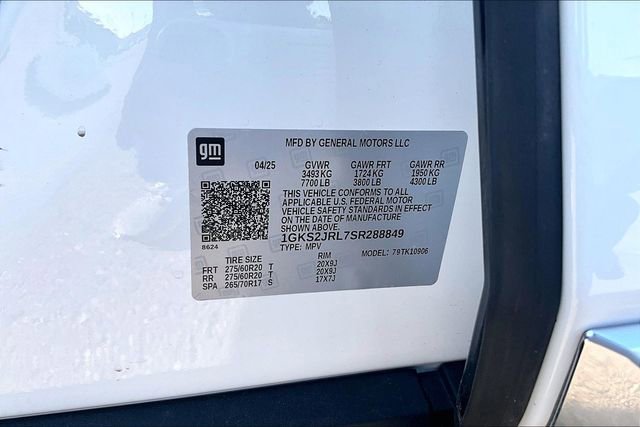 Used 2025 GMC Yukon XL Denali AWD/4WD image 33