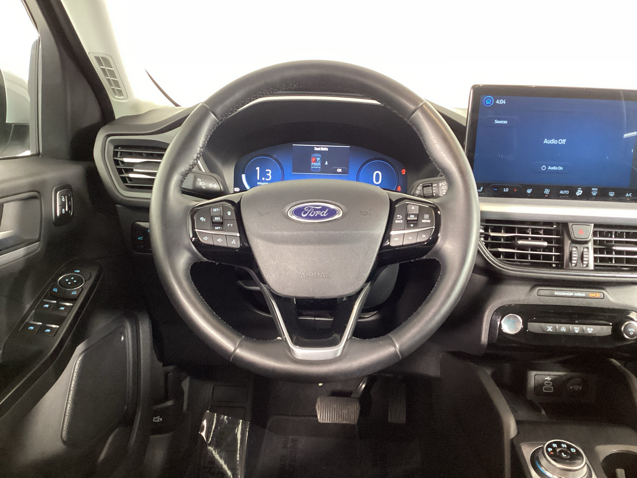 Certified 2025 Ford Escape Platinum AWD/4WD image 18