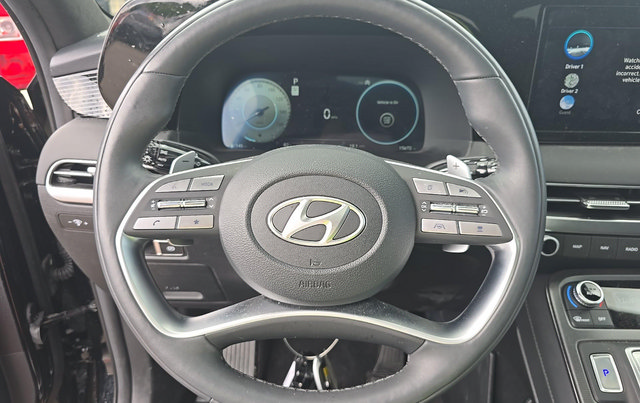 Used 2025 Hyundai Palisade Calligraphy AWD/4WD image 7