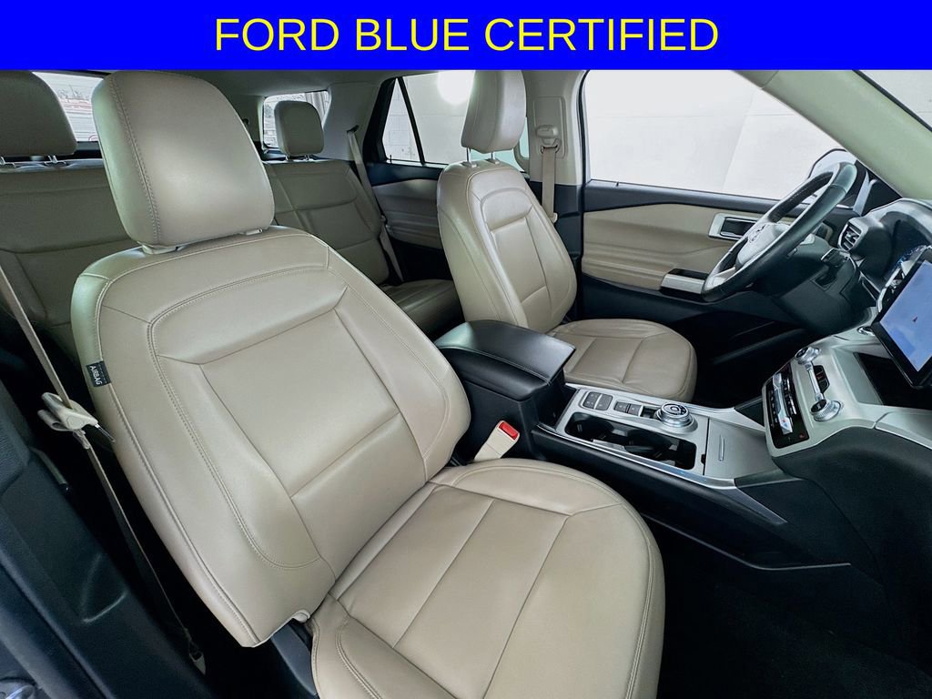 Certified 2022 Ford Explorer XLT w/ Equipment Group 202A image 30