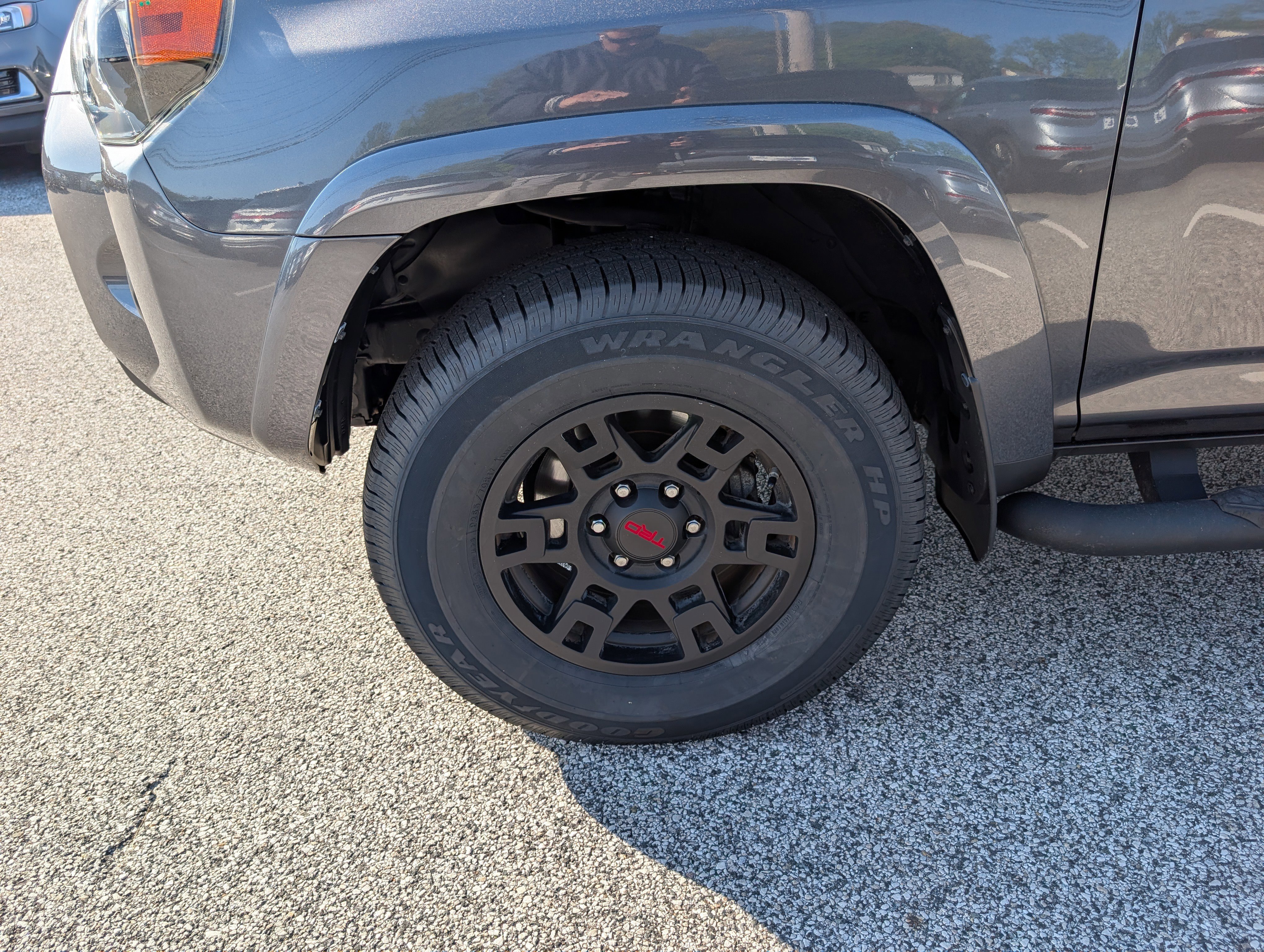 Used 2020 Toyota 4Runner SR5 Premium w/ Moonroof Package AWD/4WD image 11