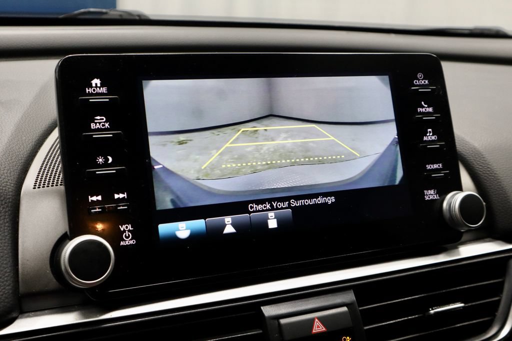 Used 2022 Honda Accord Sport image 2