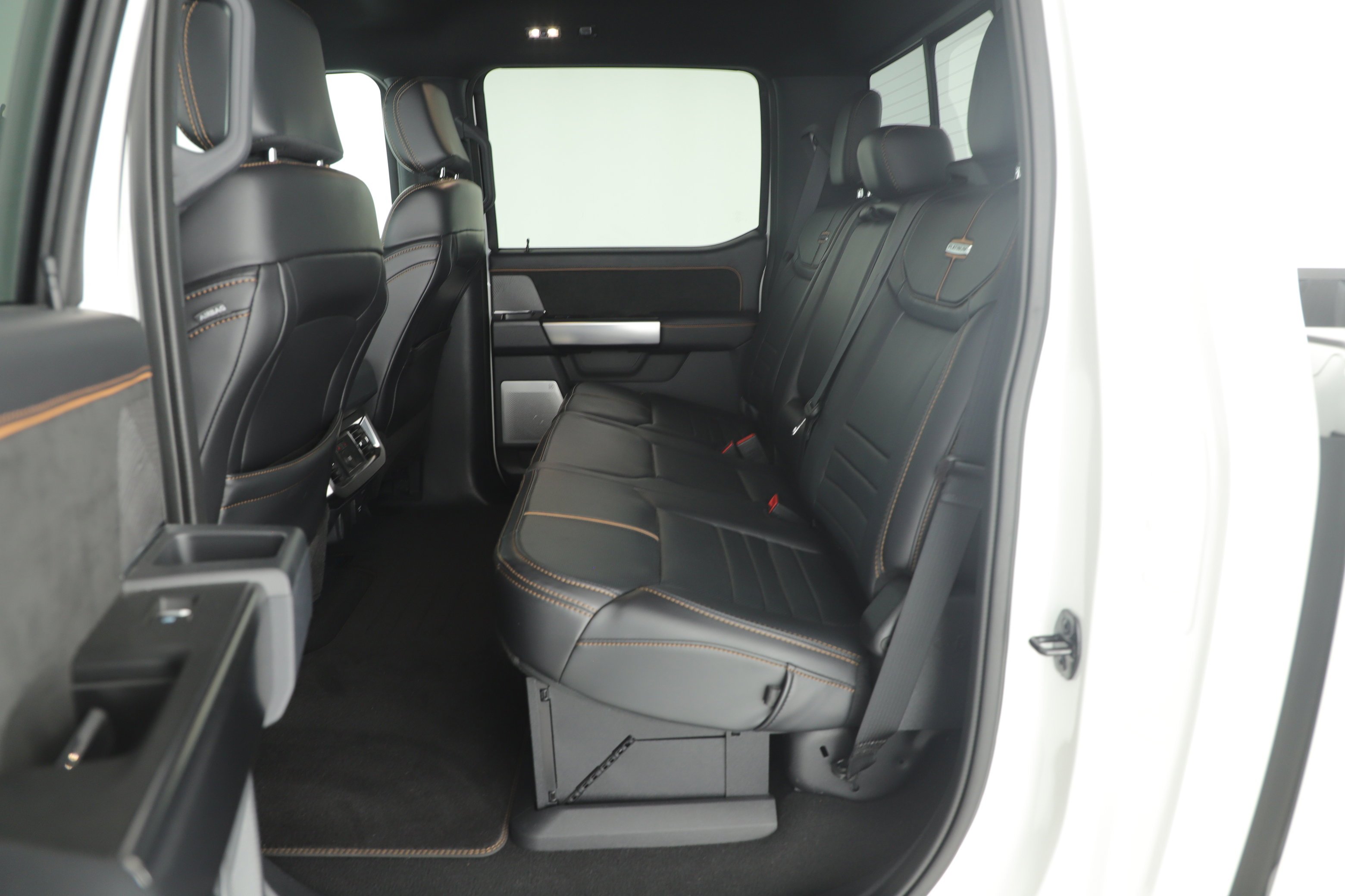 Certified 2024 Ford F250 Platinum image 9