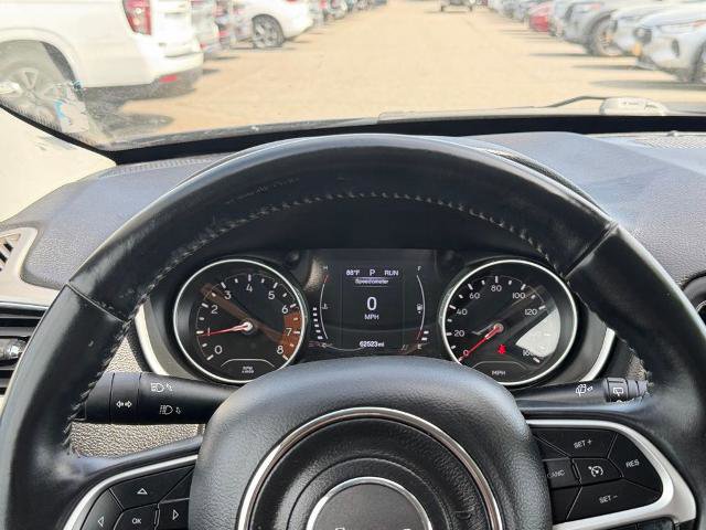 Used 2018 Jeep Compass Latitude w/ Cold Weather Group AWD/4WD image 15