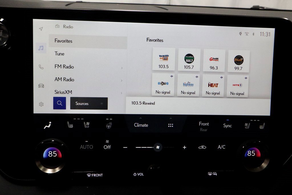 Used 2024 Lexus RX 350 Premium w/ Accessory Package (Z1) image 10