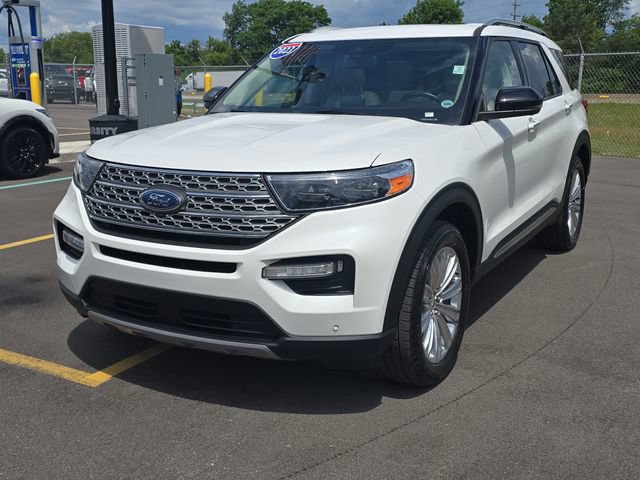 Certified 2023 Ford Explorer Limited w/ Limited Technology Package AWD/4WD image 2