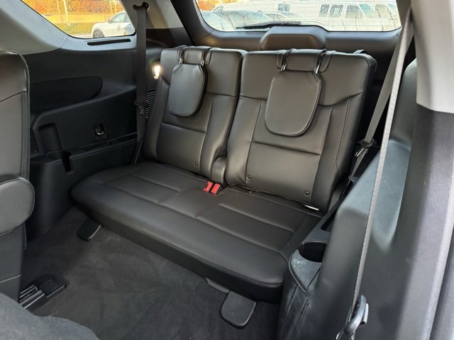 Certified 2022 Ford Explorer XLT w/ Equipment Group 202A image 17