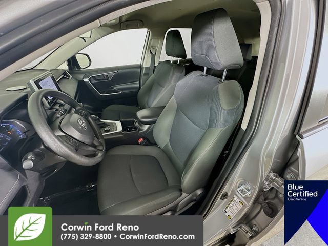 Used 2024 Toyota RAV4 LE AWD/4WD image 23
