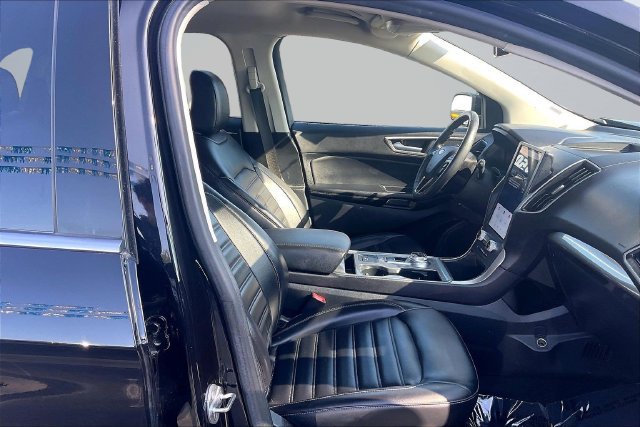 Certified 2023 Ford Edge SEL AWD/4WD image 7
