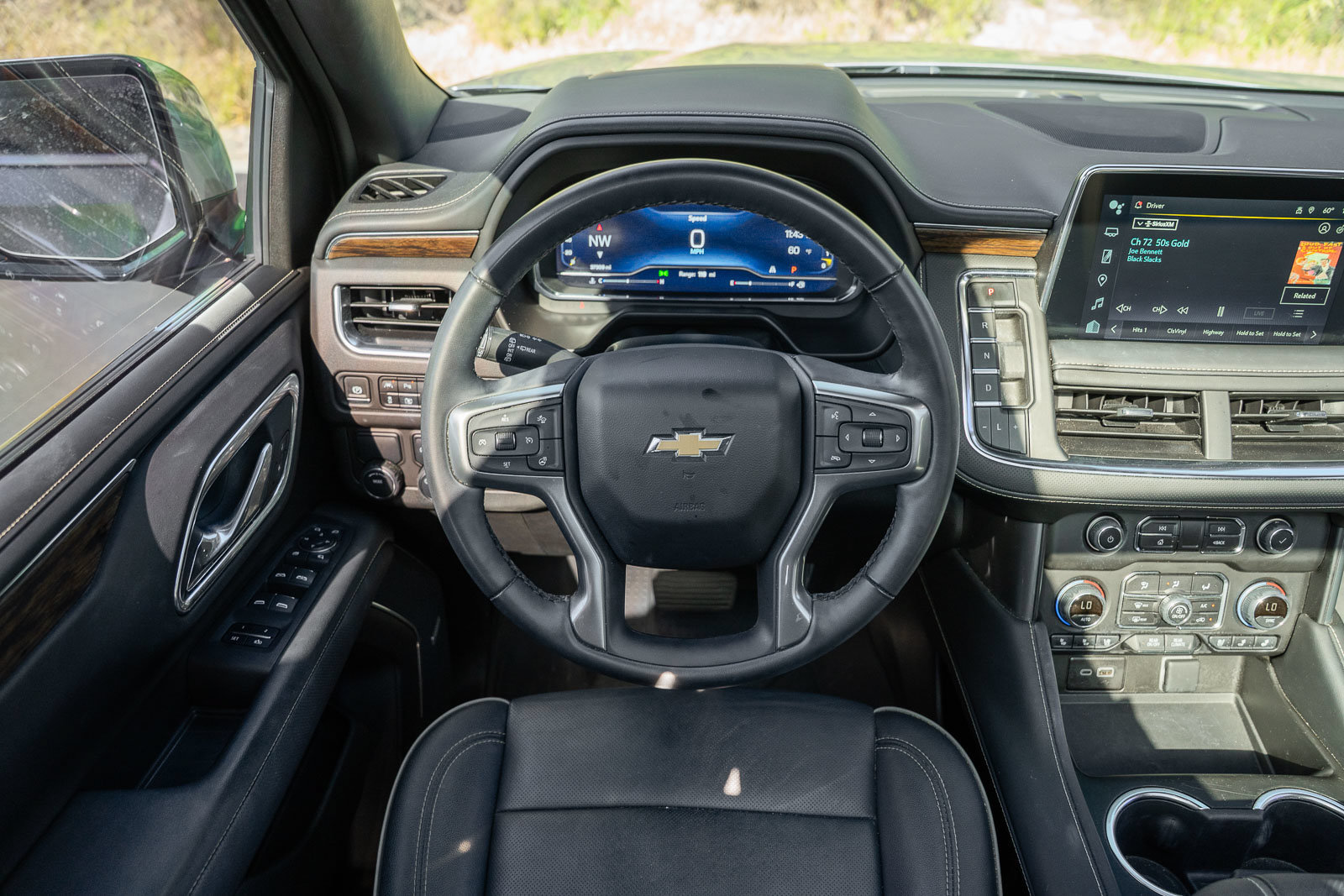 Used 2024 Chevrolet Tahoe Premier w/ Premium Package RWD image 41