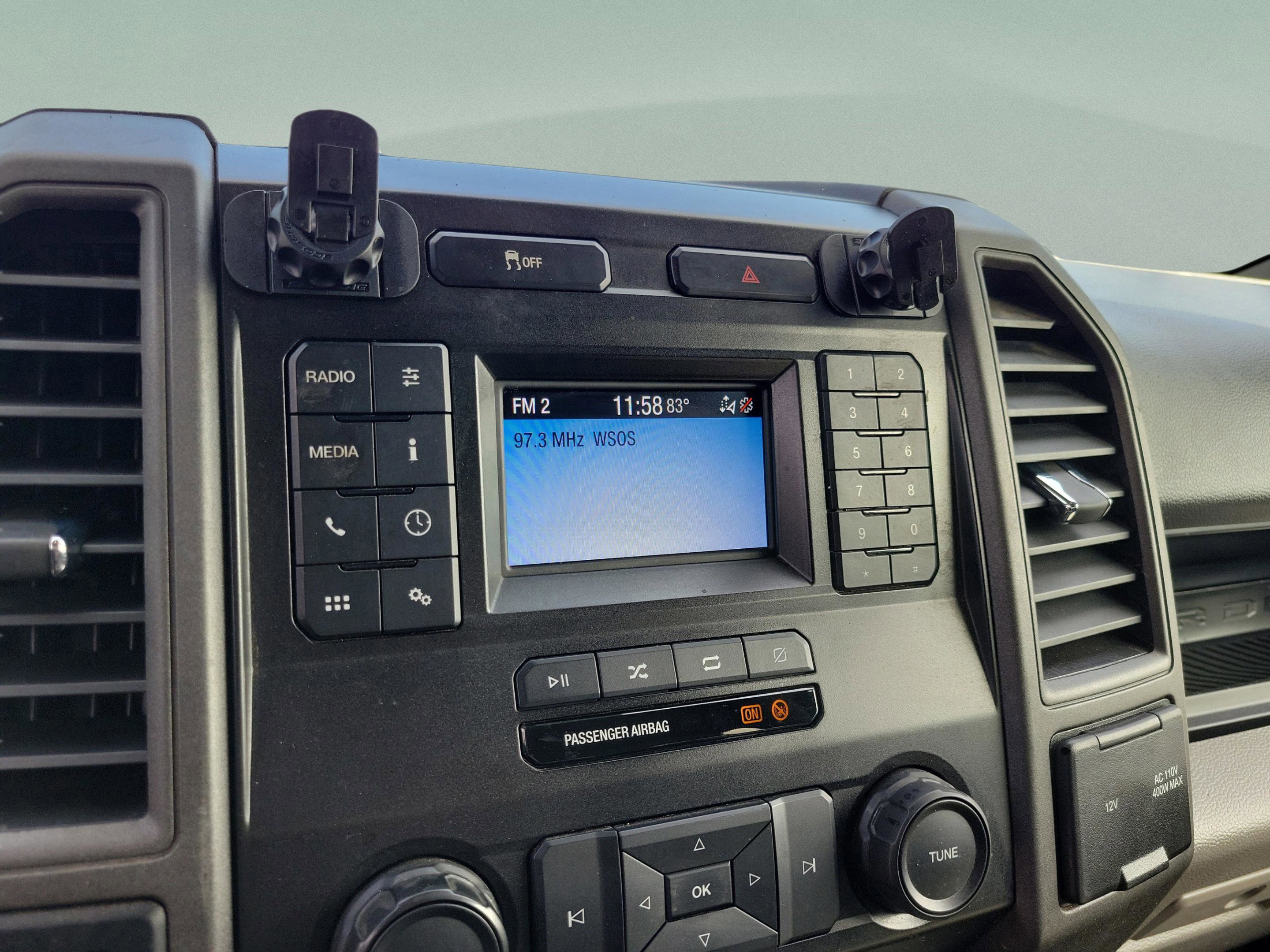 Certified 2022 Ford F350 XL w/ Power Equipment Group image 16