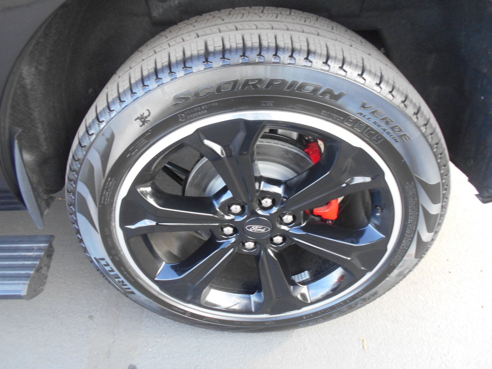Certified 2024 Ford Expedition Limited RWD image 15