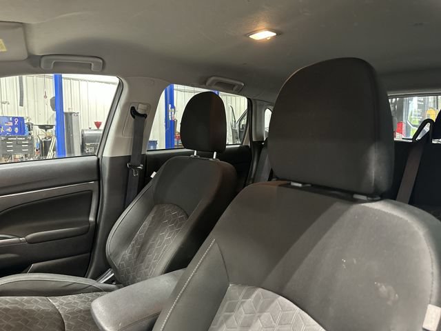 Used 2020 Mitsubishi Outlander Sport ES FWD image 20