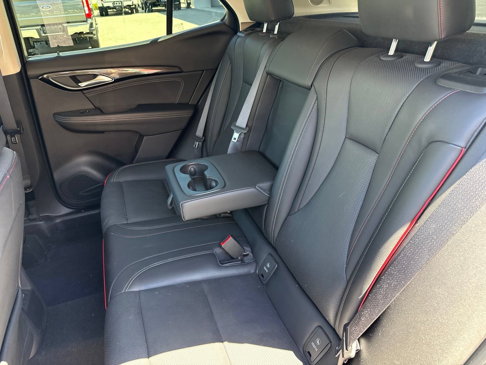 Used 2022 Buick Envision Essence w/ Sport Touring Package FWD image 15