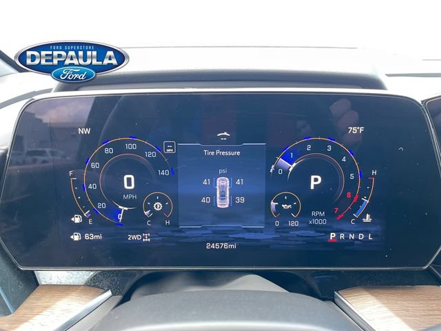 Used 2025 Chevrolet Tahoe High Country AWD/4WD image 2