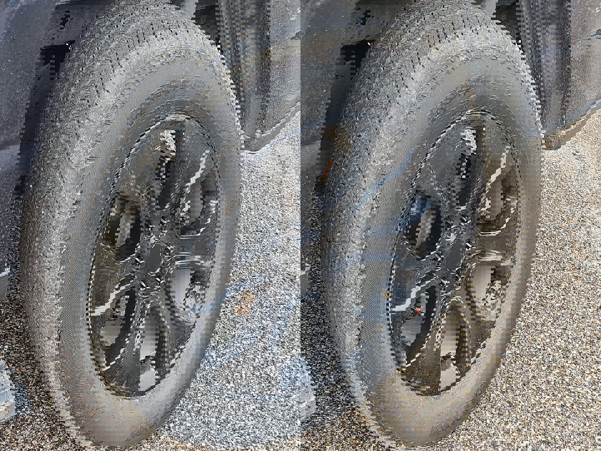 Certified 2022 Ford F150 Platinum w/ Equipment Group 701A High image 11