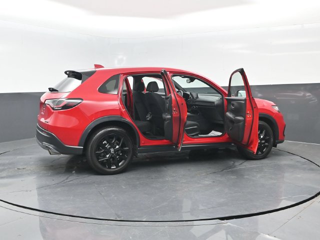 Used 2025 Honda HR-V Sport image 26