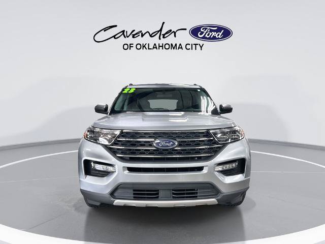 Certified 2023 Ford Explorer XLT w/ Equipment Group 202A AWD/4WD image 3