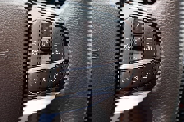 Certified 2022 Ford Explorer King Ranch w/ Technology Package image 25