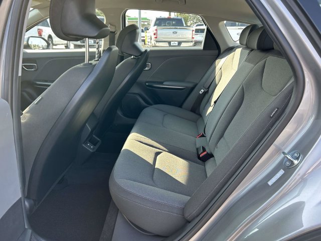 Used 2025 Kia K4 FWD image 9