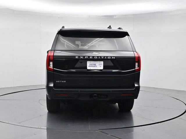 Certified 2025 Ford Expedition Active AWD/4WD image 8