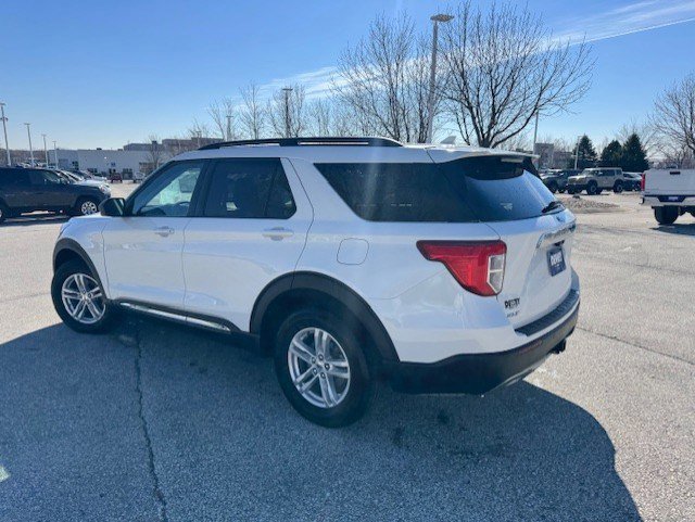 Certified 2023 Ford Explorer XLT w/ Equipment Group 202A image 3