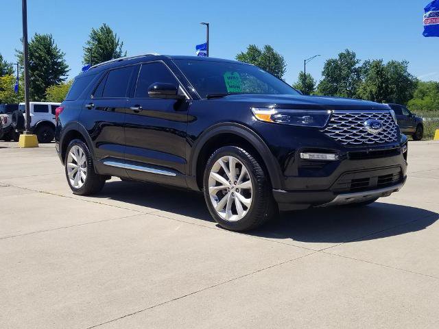 Certified 2023 Ford Explorer Platinum w/ Technology Package AWD/4WD image 9