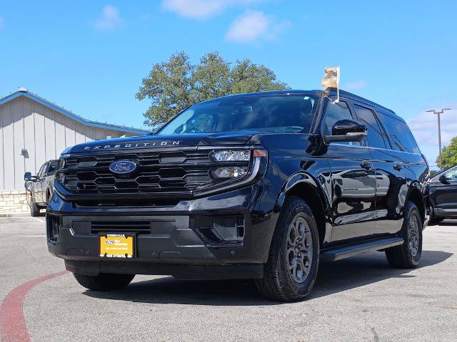 Certified 2026 Ford Expedition Max Active AWD/4WD image 6