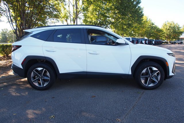 Used 2025 Hyundai Tucson SEL AWD/4WD image 8