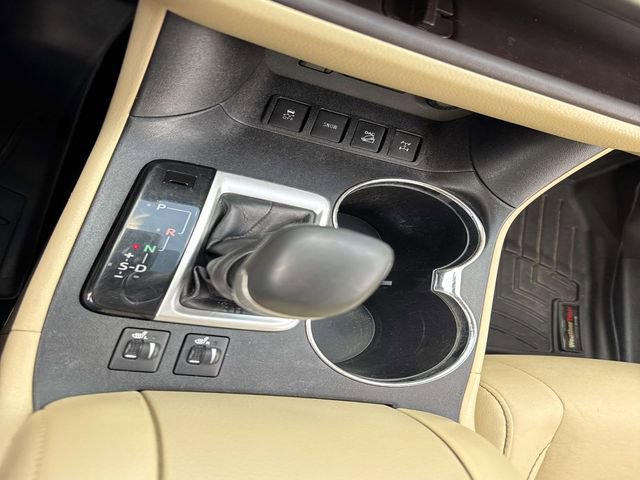 Used 2017 Toyota Highlander XLE image 24