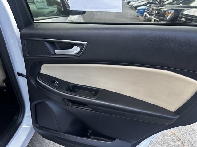 Certified 2020 Ford Edge SE FWD image 38