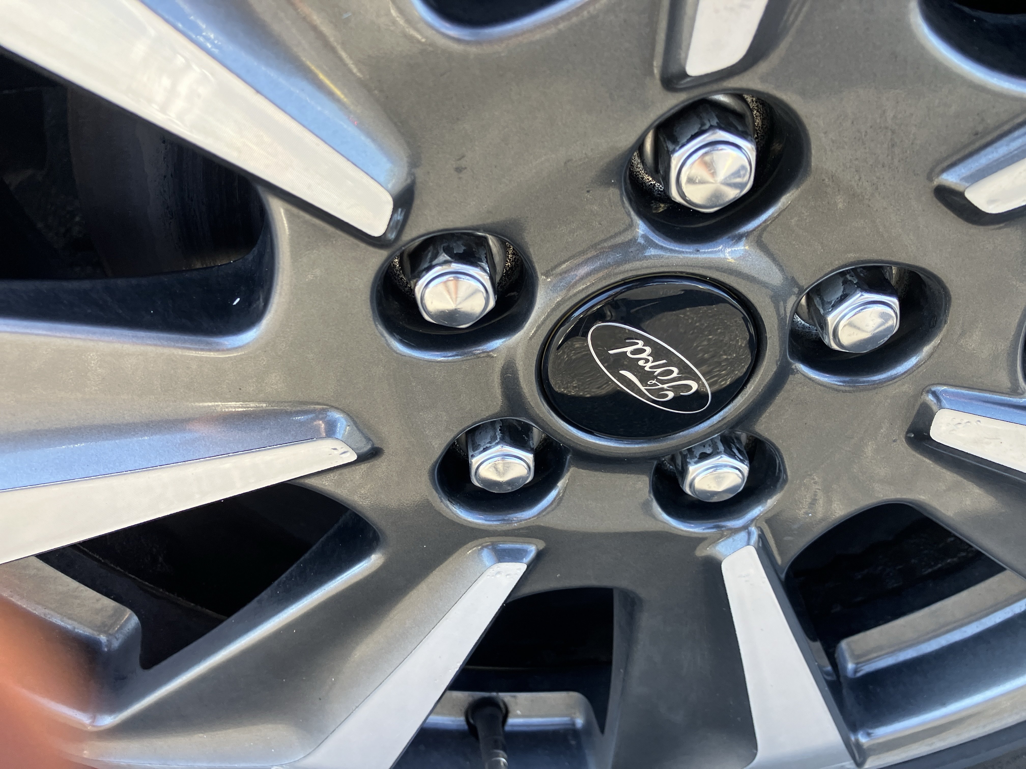 Certified 2025 Ford Escape Platinum AWD/4WD image 10