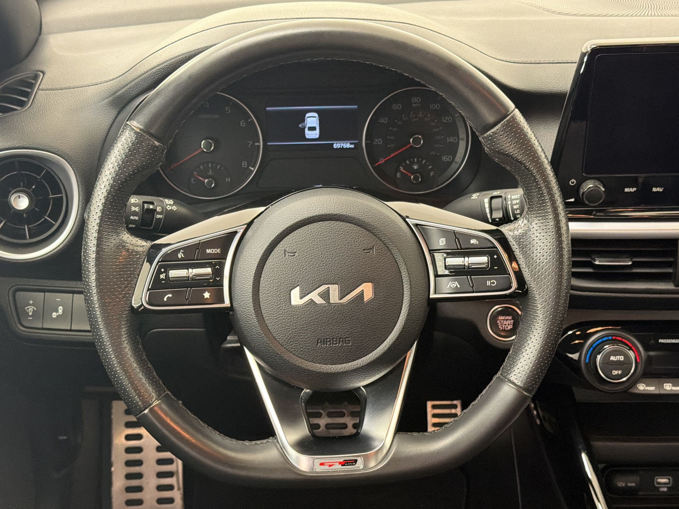 Used 2023 Kia Forte GT-Line FWD image 11
