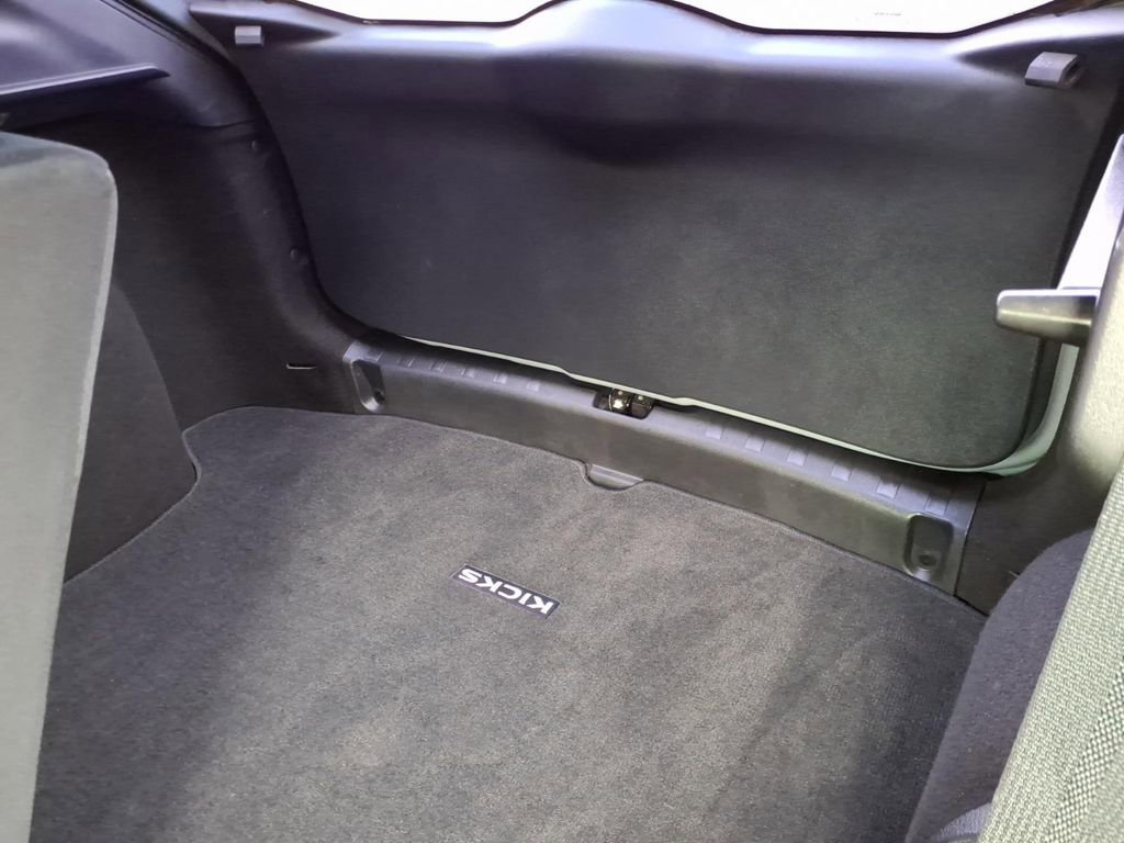 Used 2024 Nissan Kicks SV image 13