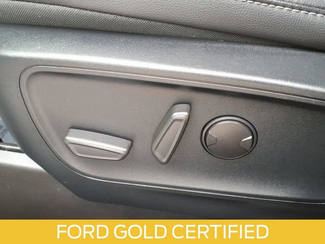 Certified 2022 Ford Escape Titanium AWD/4WD image 10