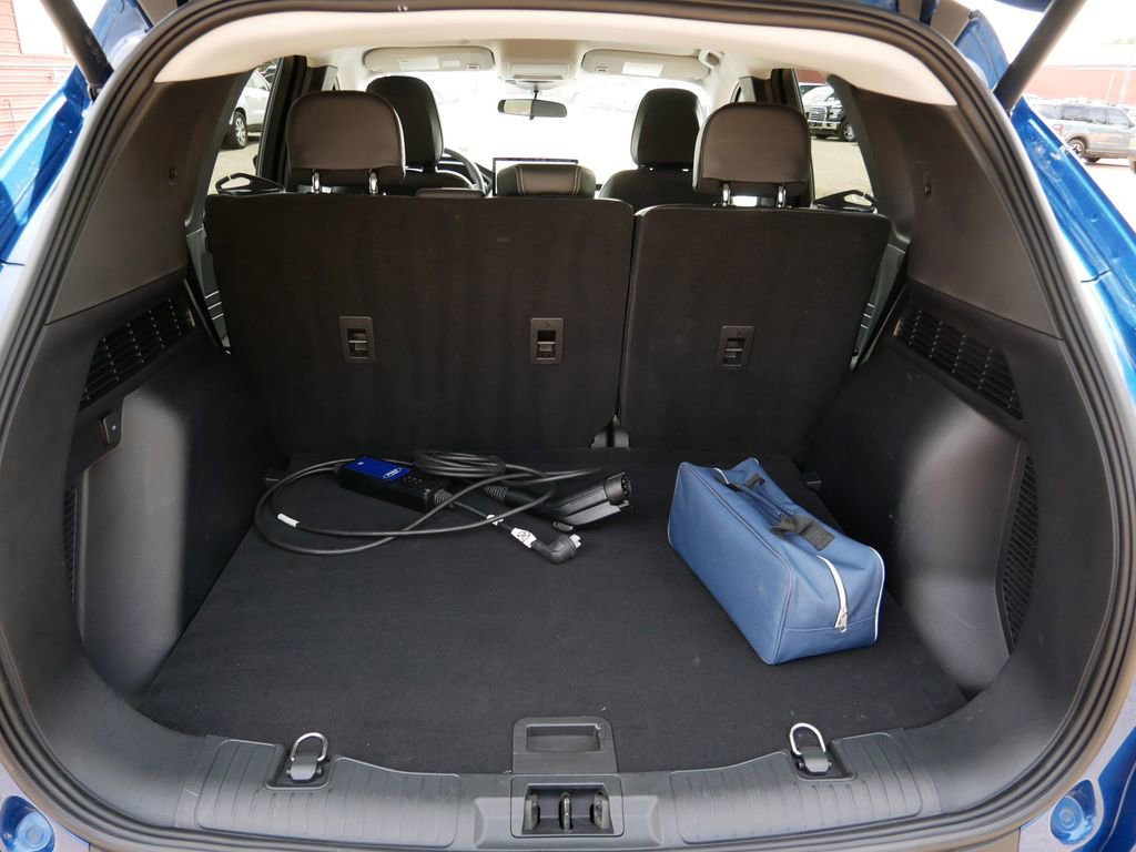 Certified 2023 Ford Escape SE FWD image 10
