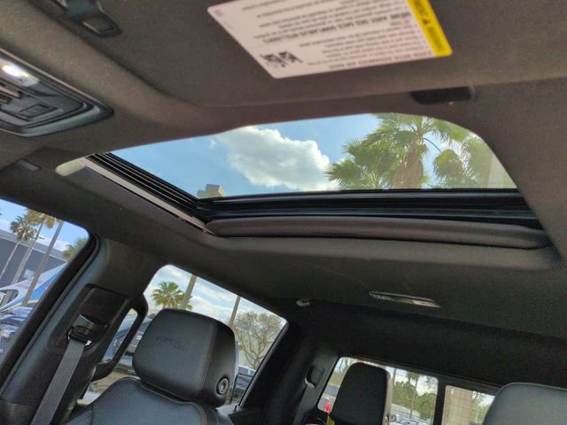 Used 2023 GMC Sierra 1500 AT4 w/ AT4 Preferred Package image 18