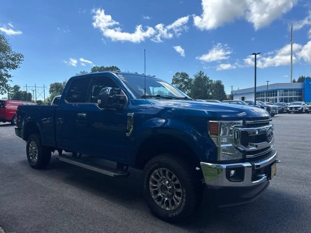 Certified 2022 Ford F250 XLT w/ XLT Premium Package AWD/4WD image 4