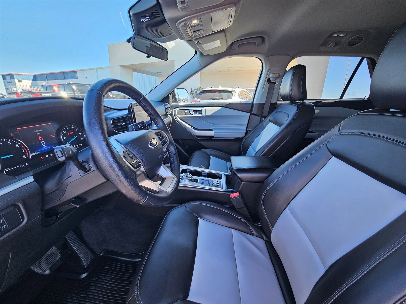 Certified 2022 Ford Explorer XLT w/ Equipment Group 202A image 13