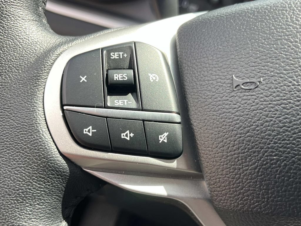 Certified 2024 Ford Explorer XLT w/ Equipment Group 202A AWD/4WD image 38