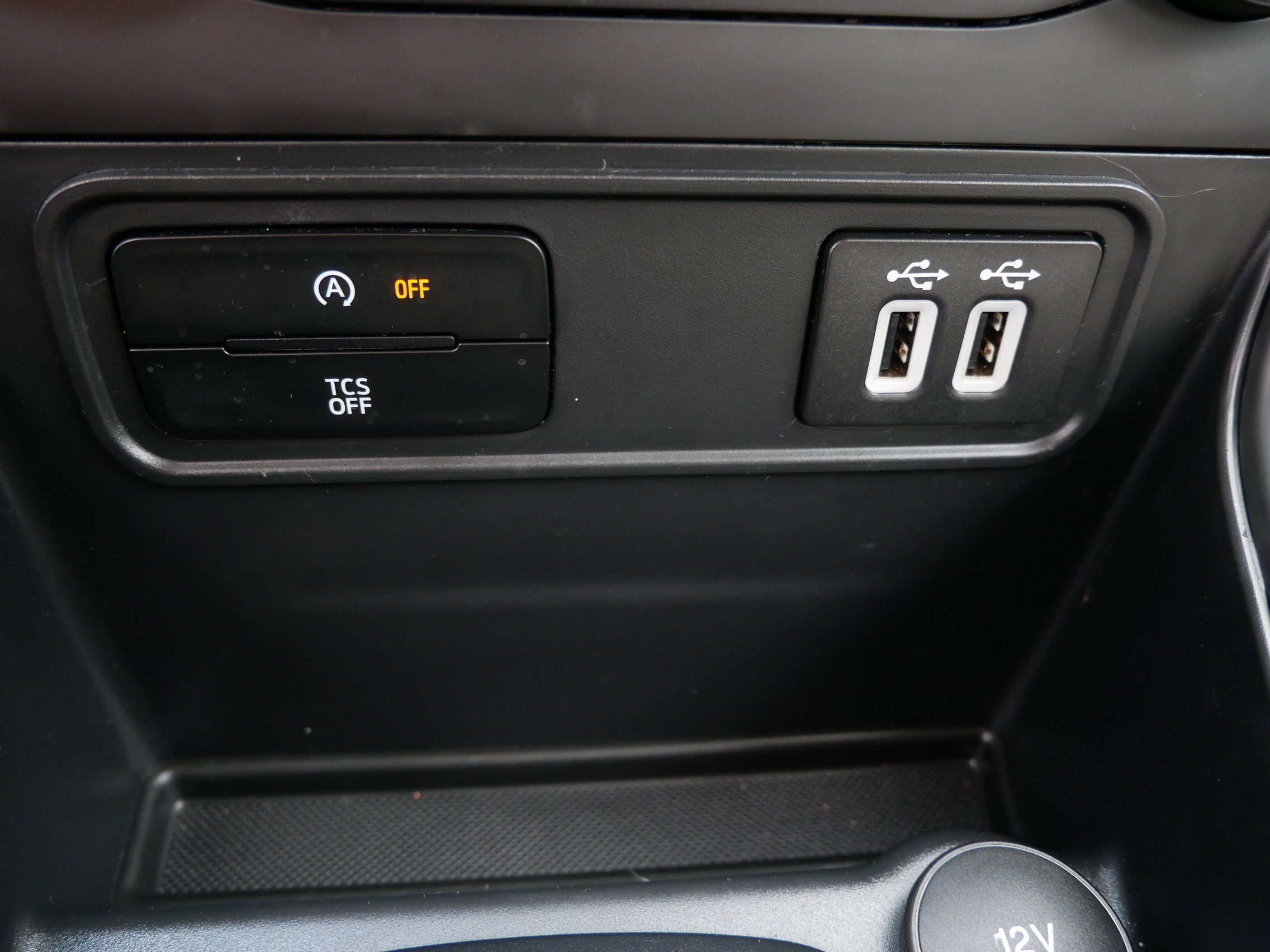 Certified 2019 Ford EcoSport S AWD/4WD image 31