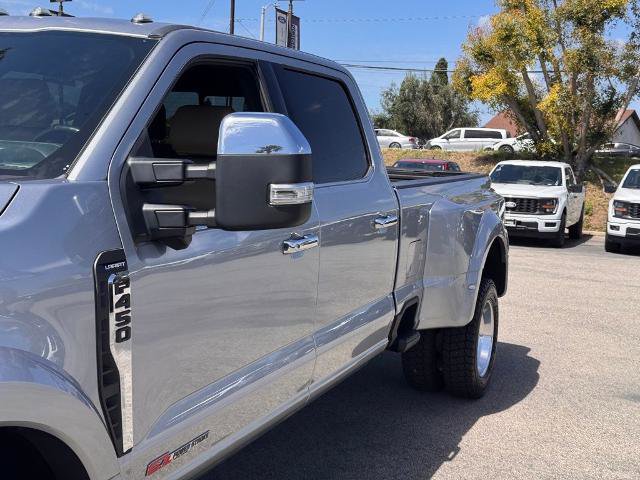 Certified 2023 Ford F450 Lariat w/ Lariat Ultimate Package AWD/4WD image 9