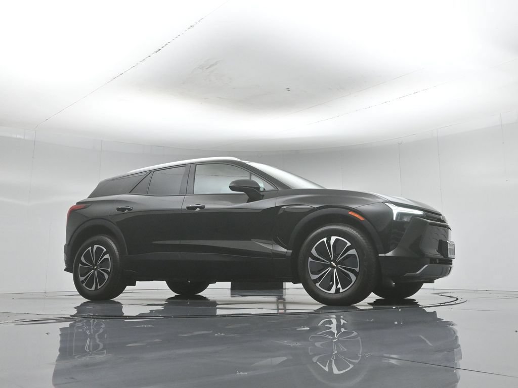 Used 2024 Chevrolet Blazer EV LT AWD/4WD image 53