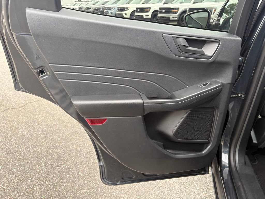 Certified 2022 Ford Escape SE w/ Convenience Package FWD image 18