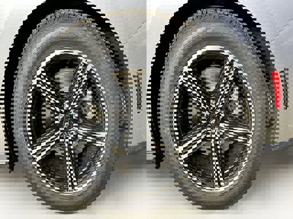 Certified 2024 Ford Mustang Premium image 11