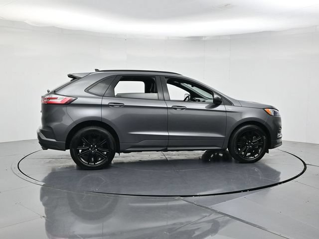 Certified 2021 Ford Edge ST-Line FWD image 2