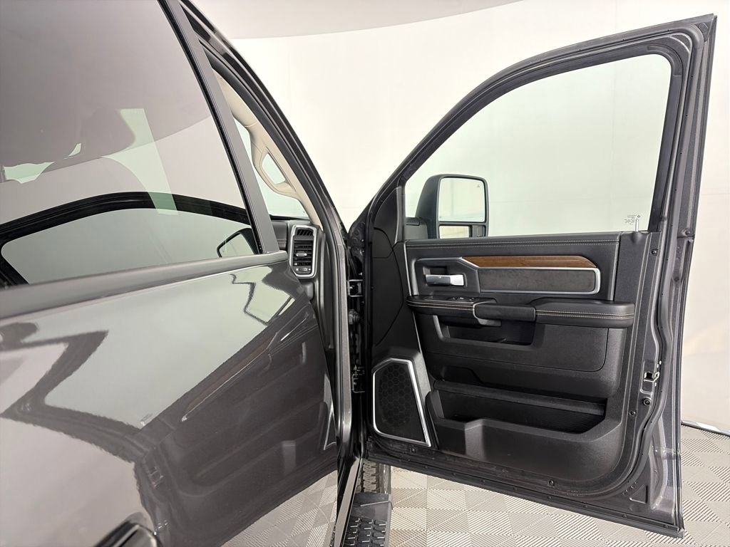 Used 2024 RAM 2500 Laramie w/ Safety Group image 31