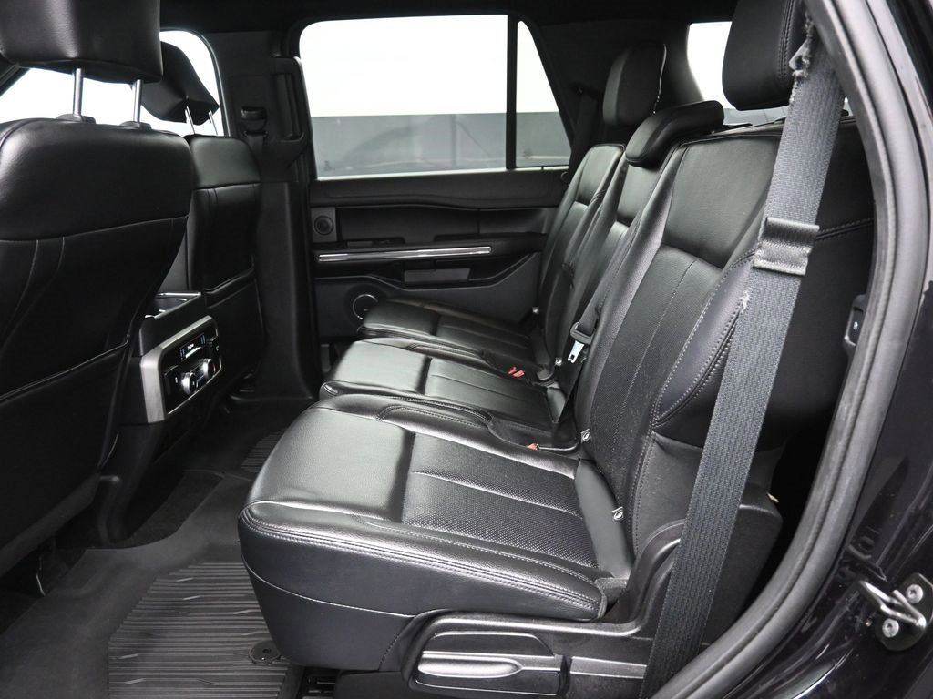 Certified 2019 Ford Expedition XLT w/ Equipment Group 202A image 26