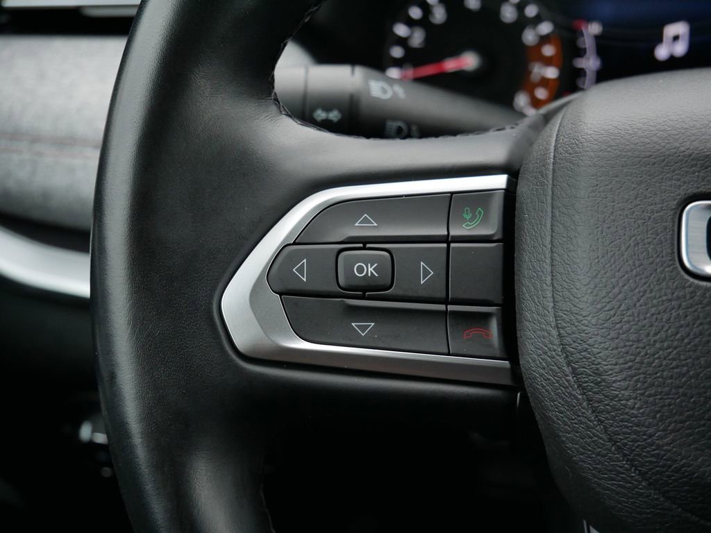 Used 2022 Jeep Compass Latitude AWD/4WD image 17
